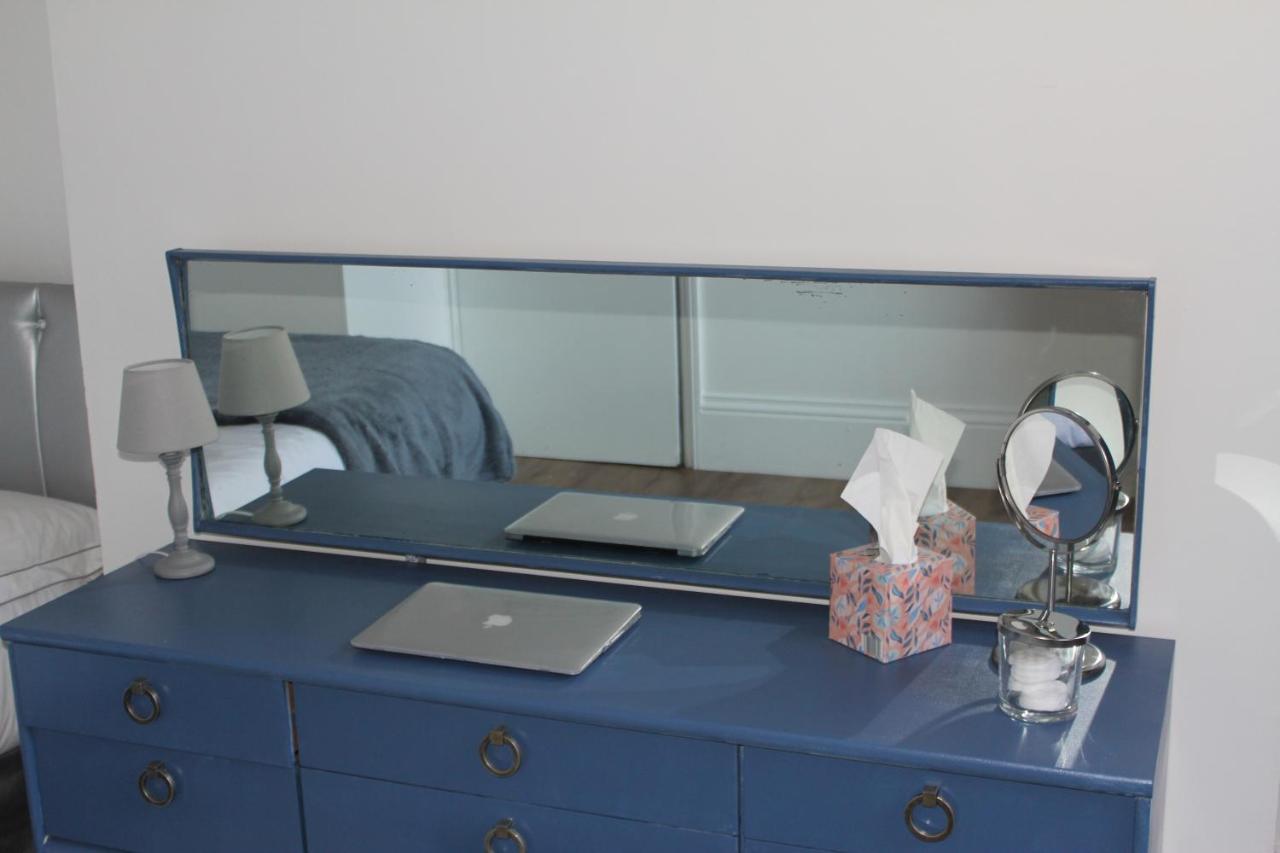 Canterbury Accommodations With Free Car Park Onsite And High Speed Wifi Esterno foto