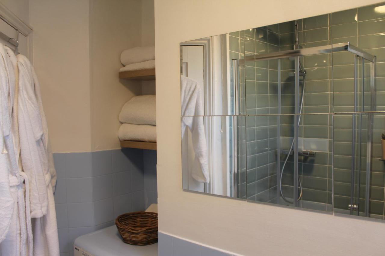 Canterbury Accommodations With Free Car Park Onsite And High Speed Wifi Esterno foto