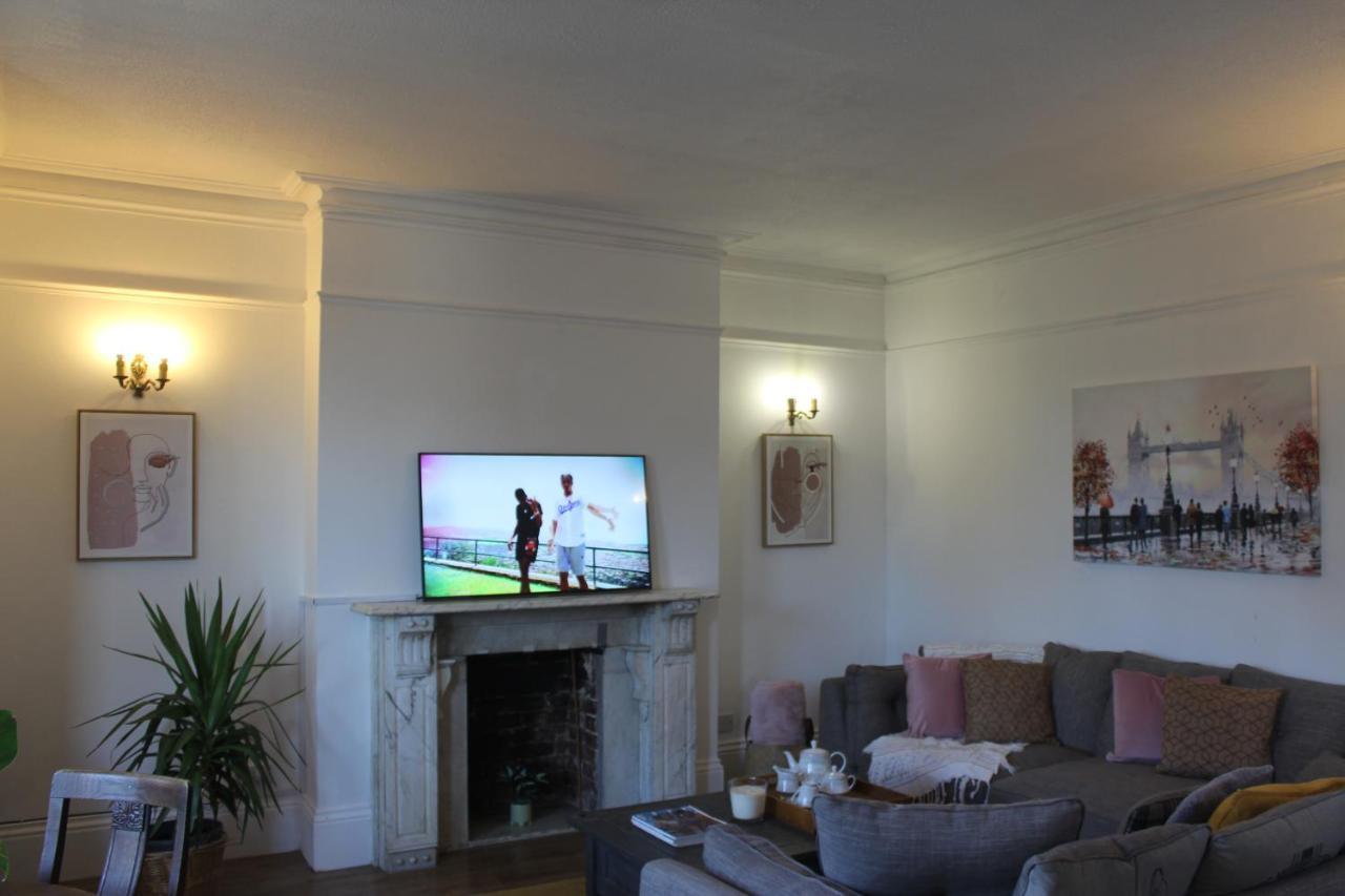 Canterbury Accommodations With Free Car Park Onsite And High Speed Wifi Esterno foto